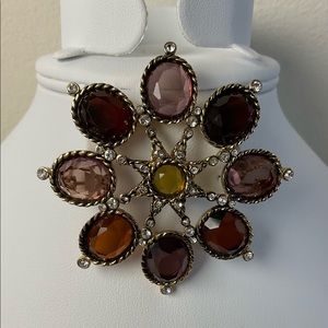 Vintage Monet Brooch - Like New!